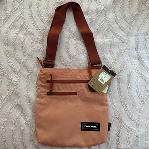 Jo-Jo Dakine Bag in Muted Clay color